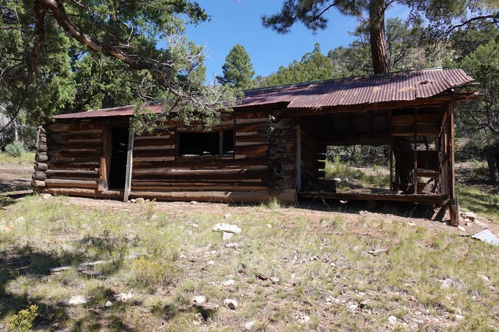 Silver Creek Canyon Road Cabin 1
