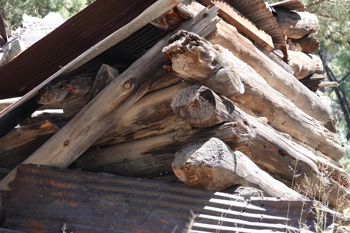 Silver Creek Canyon Road Cabin 10